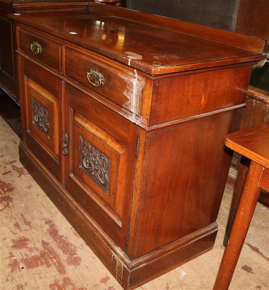 Victorian walnut sideboard
